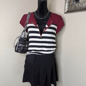 Burgundy black and white top medium
